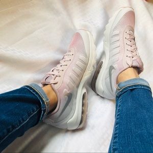 Nike Air Max Invigor Print Athletic Sneakers